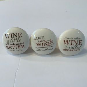 WINE BOTTLE STOPPERS ((SET OF 3)) PORCELAIN PRINTED VERSE NEVER USED WHITE